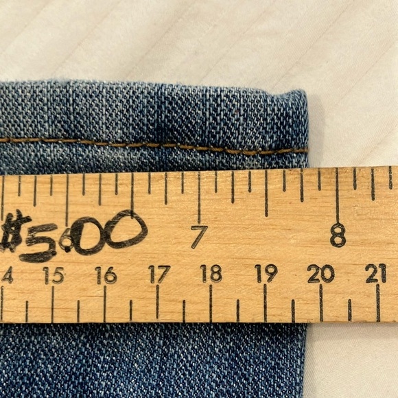 Levi's red tab W28L28.5 514 zip fly distressed Blue Straight Denim Jeans - Picture 16 of 16